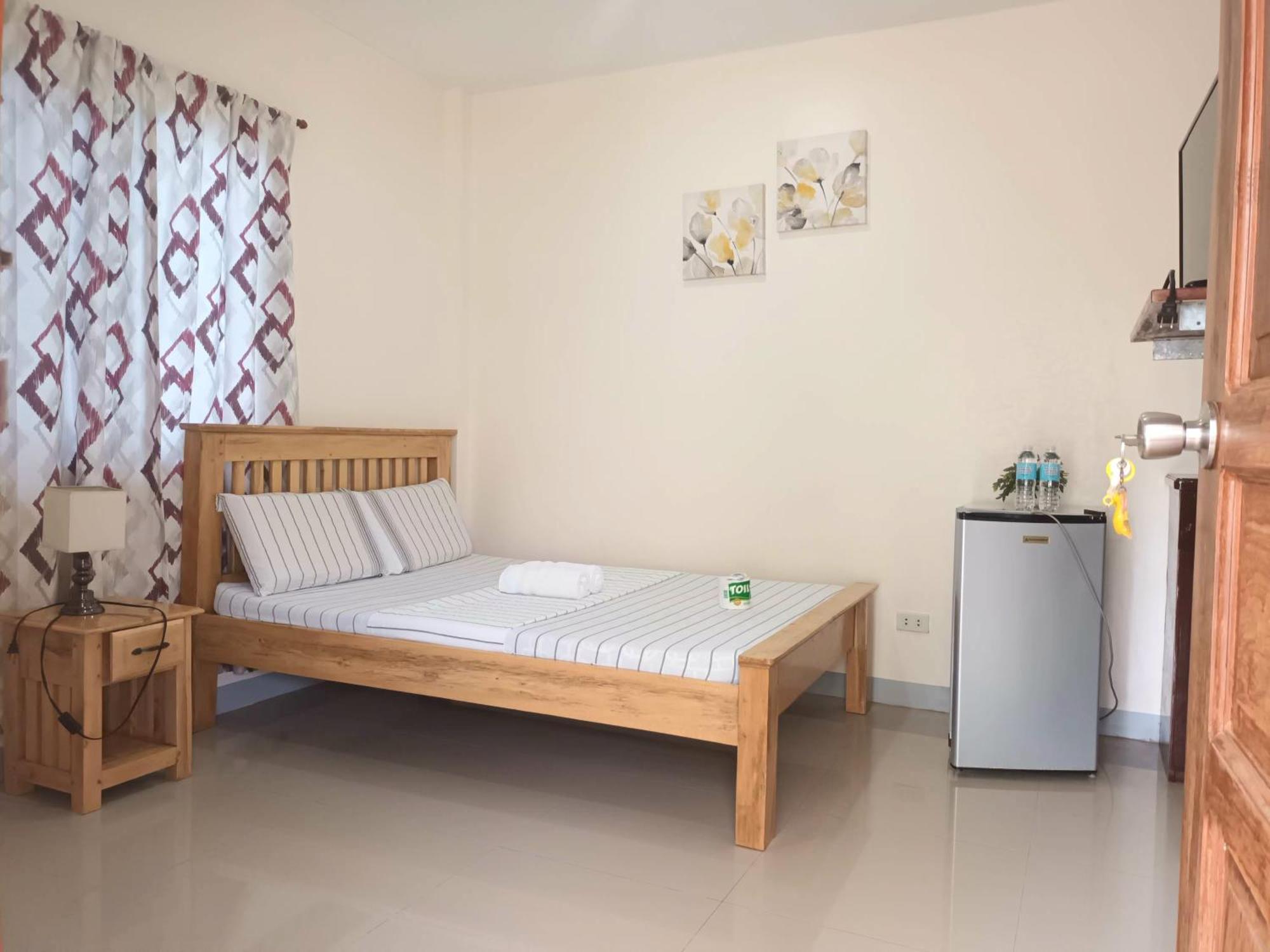 Grae'S Apartelle Moalboal Exterior foto