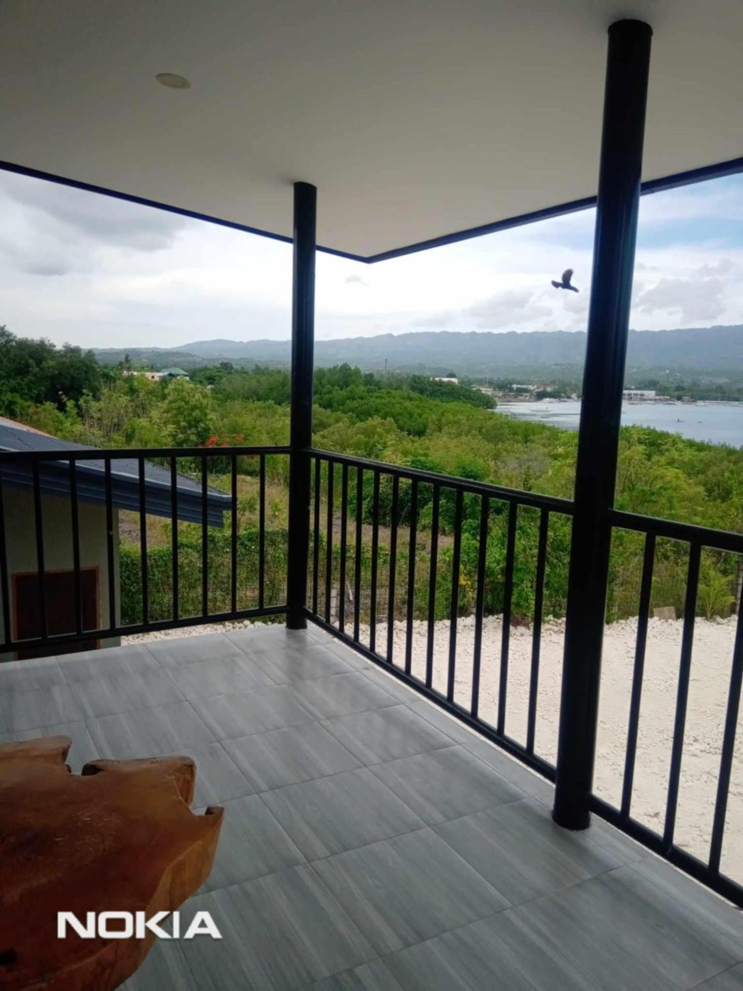 Grae'S Apartelle Moalboal Exterior foto